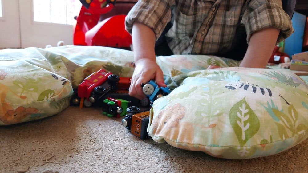 nursing pillow usage