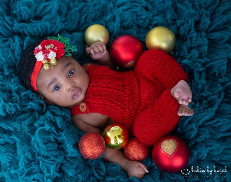 10 Photos to Take for Baby's First Christmas - Baby Chick