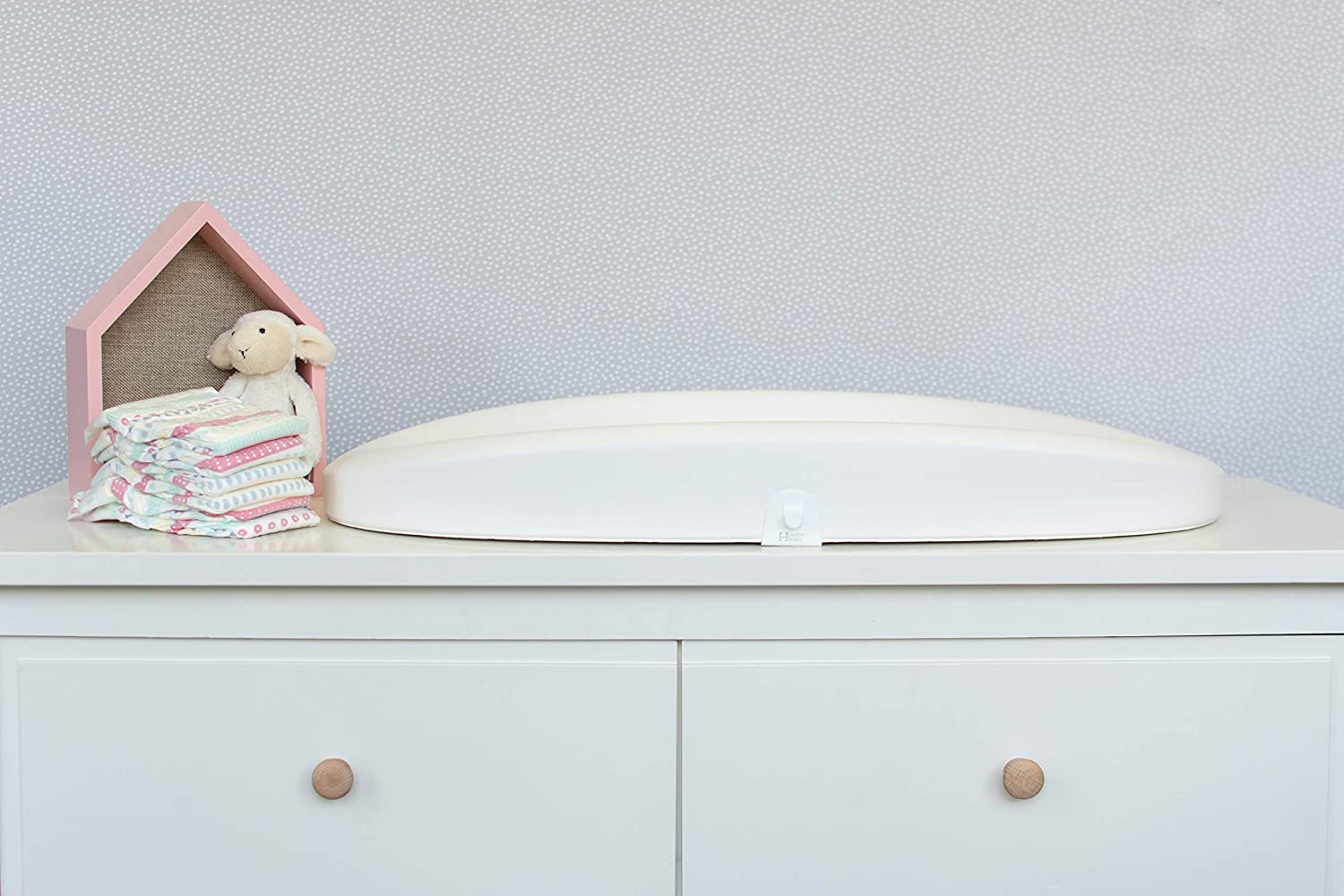 Grow by Hatch Baby is a smart changing pad that tracks a baby's data