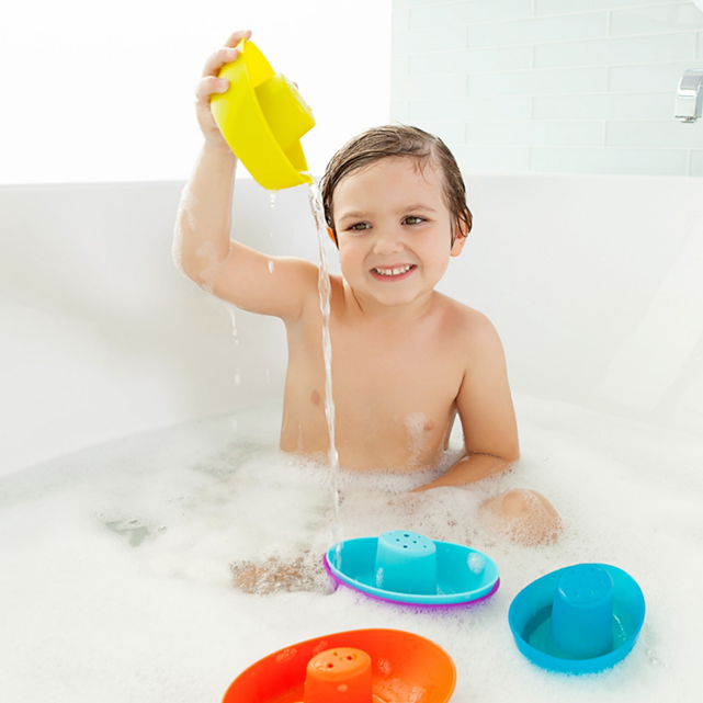 ZOO® Stack & Pour Buckets Baby Bath Toy