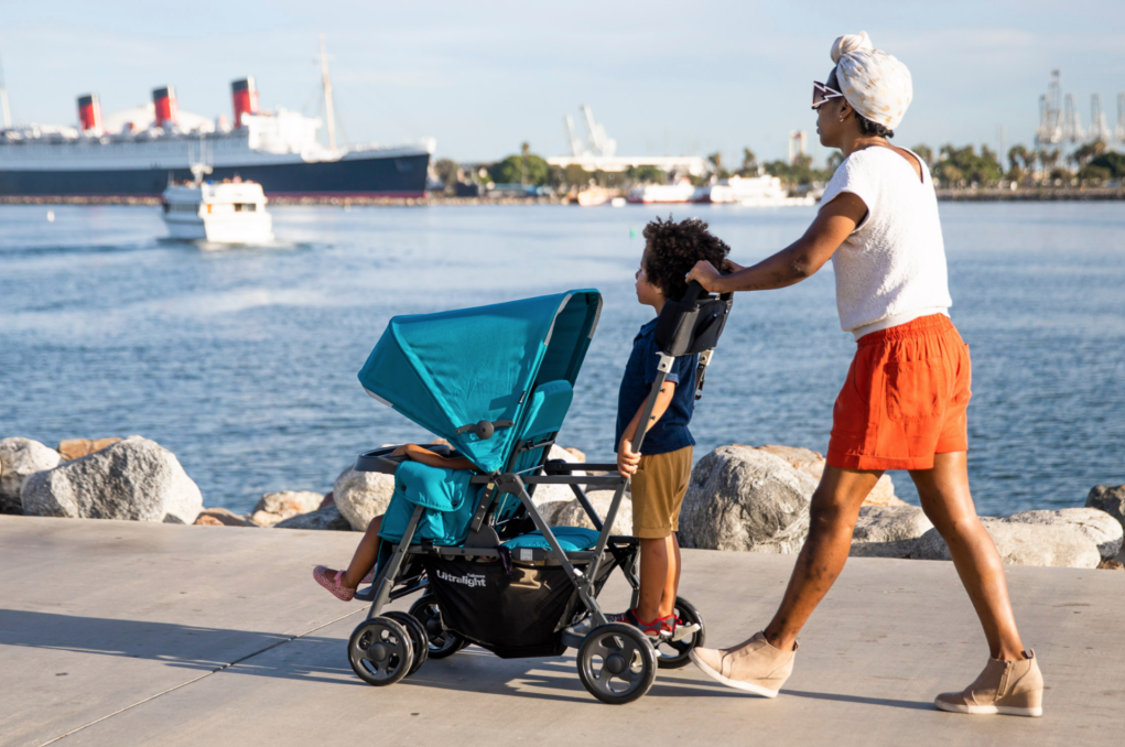 Joovy Caboose Ultralight Graphite Stand-On Tandem Stroller Review