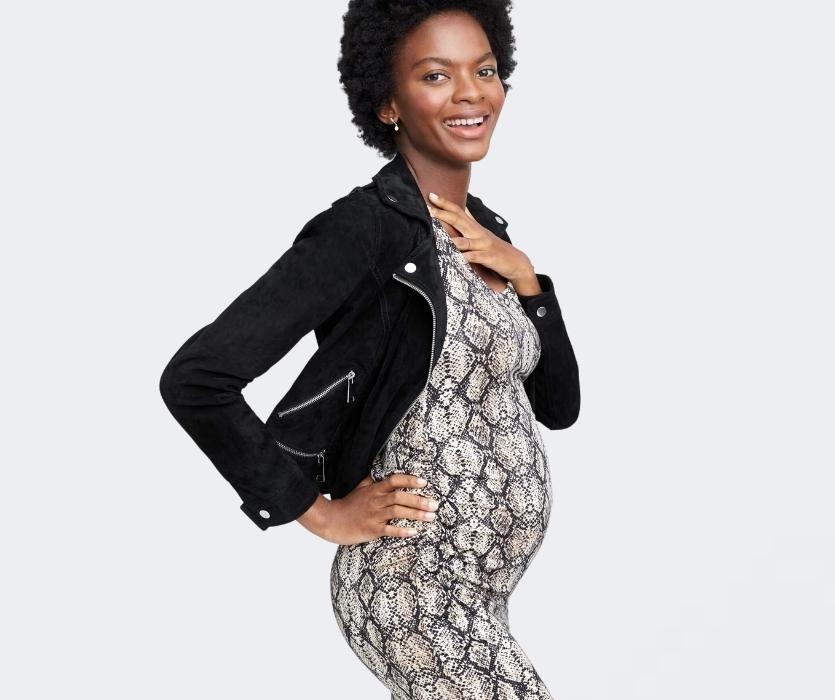 Best Places to Find Maternity Clothes for Petites