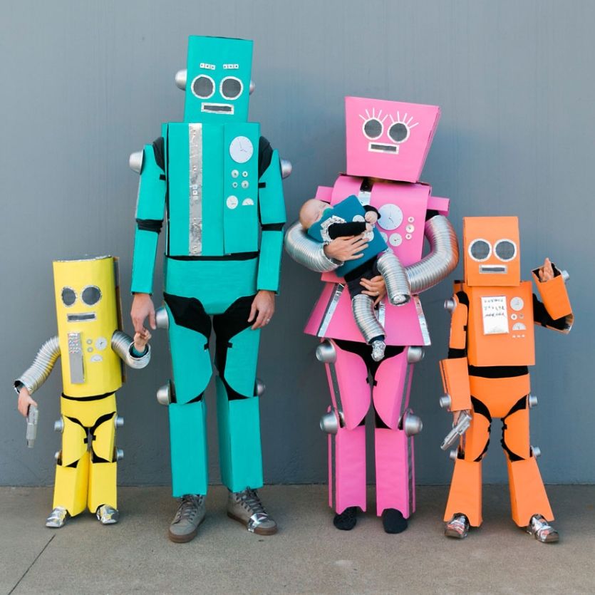 Trang phục robot gia đình DIY với em bé