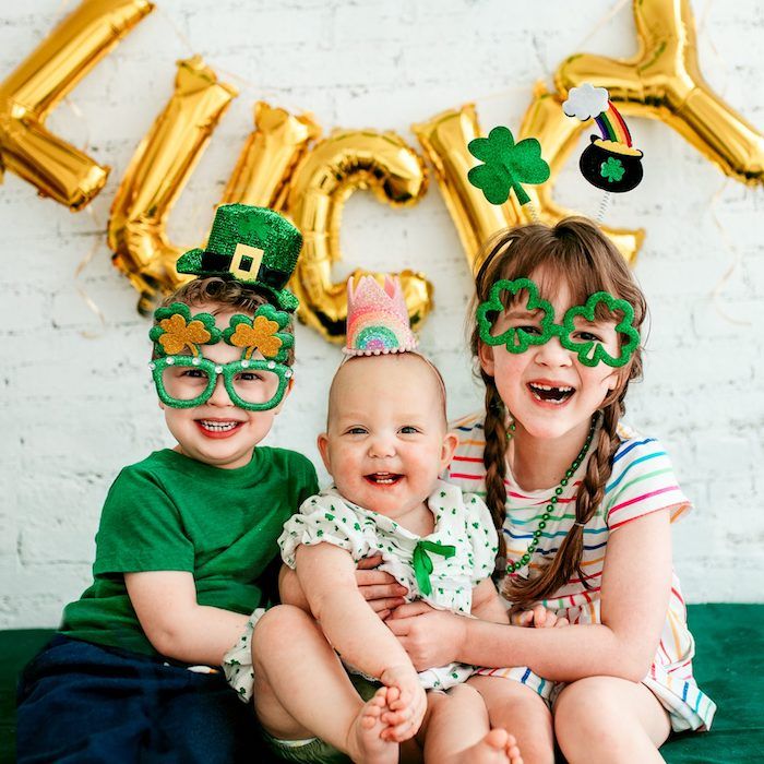 3 kids St. Patrick's day props DIY photos