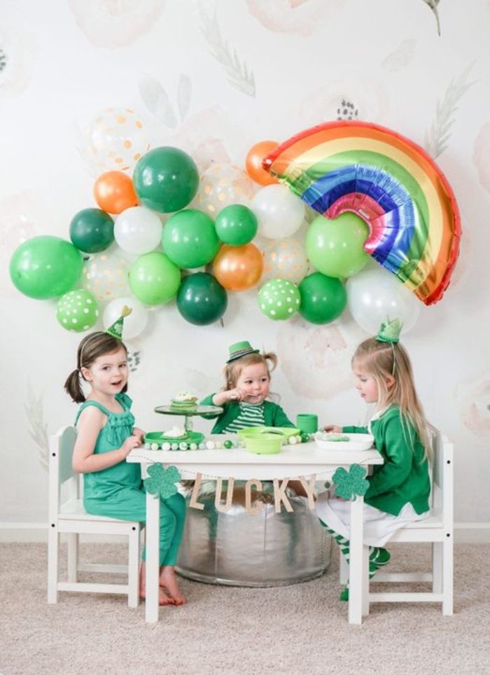 Green St. Patrick's day kids party balloons rainbow banner