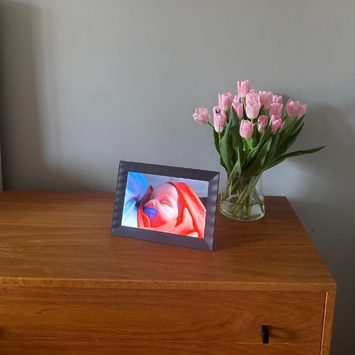 aura digital frame with baby picture