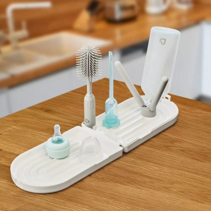 Best Travel Baby Products for Visiting Family