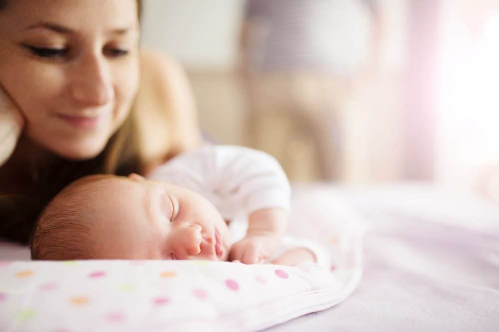 new mom and baby - 5 Things New Moms Should Do