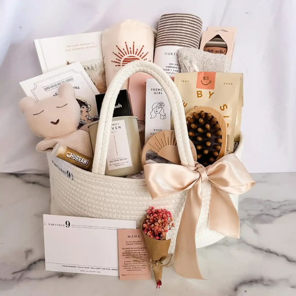 Gift basket 9 for babies and new moms
